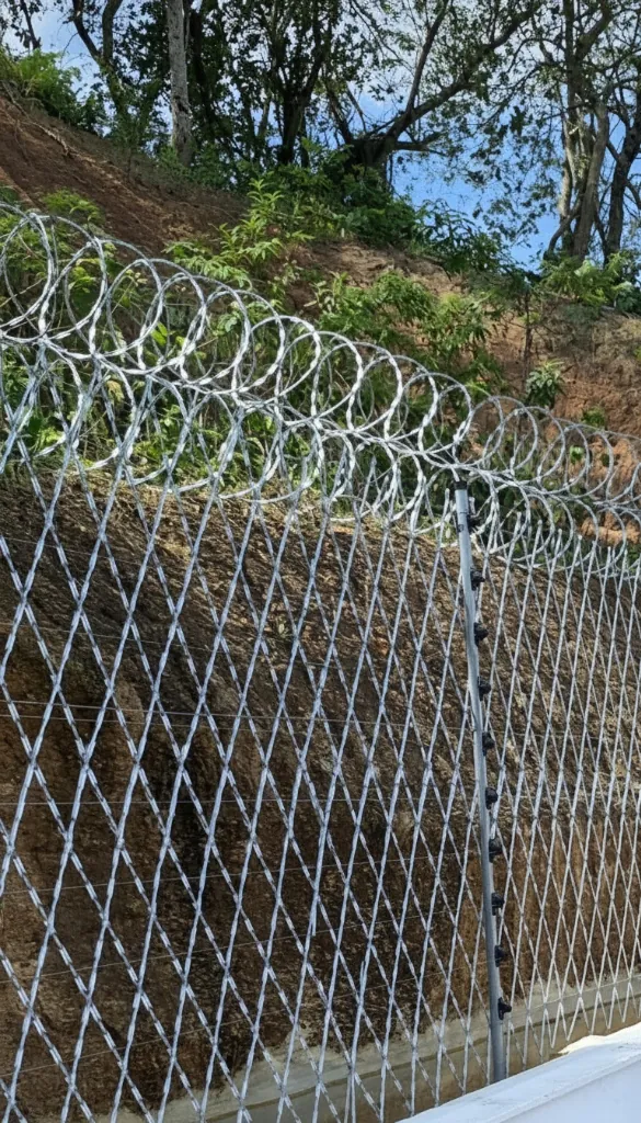 Instalação de Concertina 4